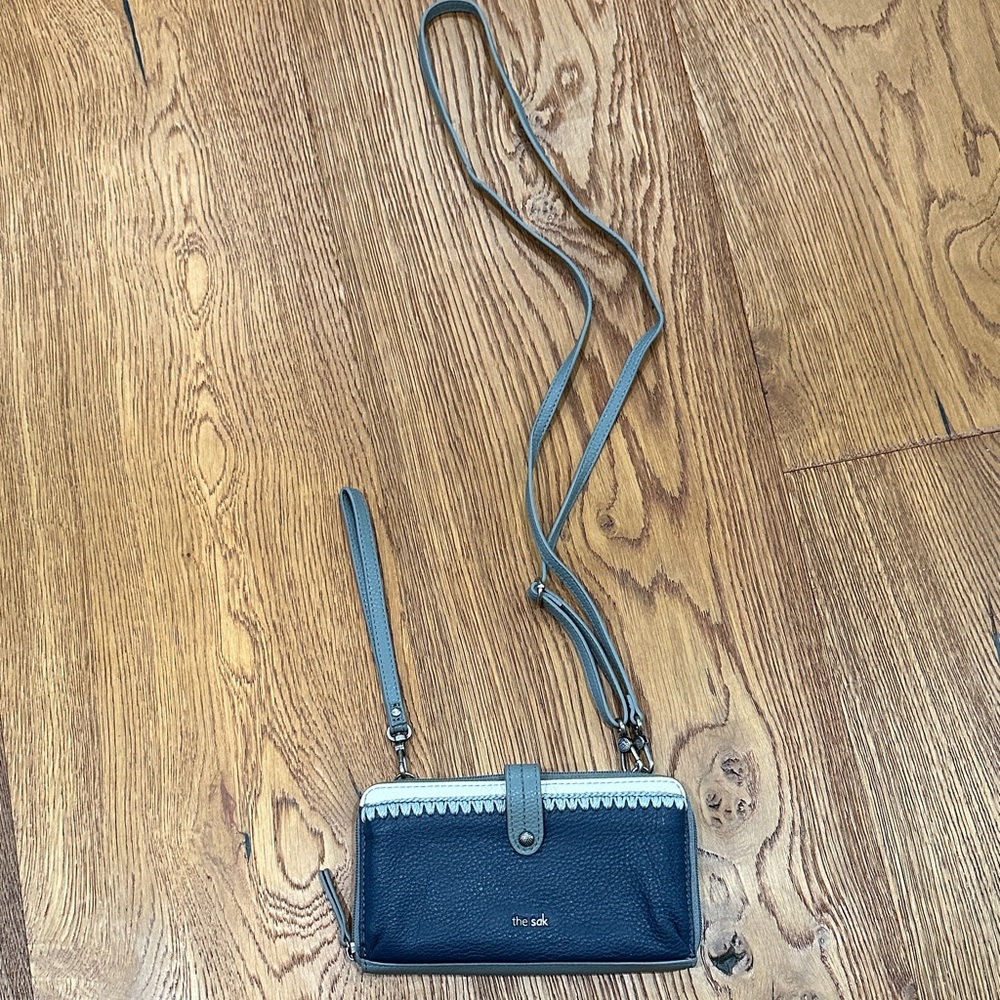 The Sak Navy and Light Gray Crossbody Wallet Purse - Picture 2 of 7